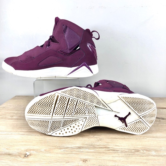 jordan true flight maroon